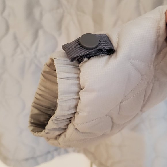 North Face Insulated Quilted Thermo Zip Jacket - L - Picture 8 of 10